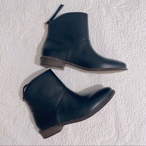 UGG Boots - Black